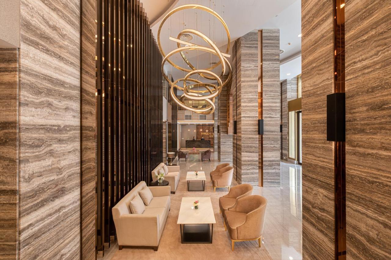 Yangon Thanlwin Hotel Екстер'єр фото