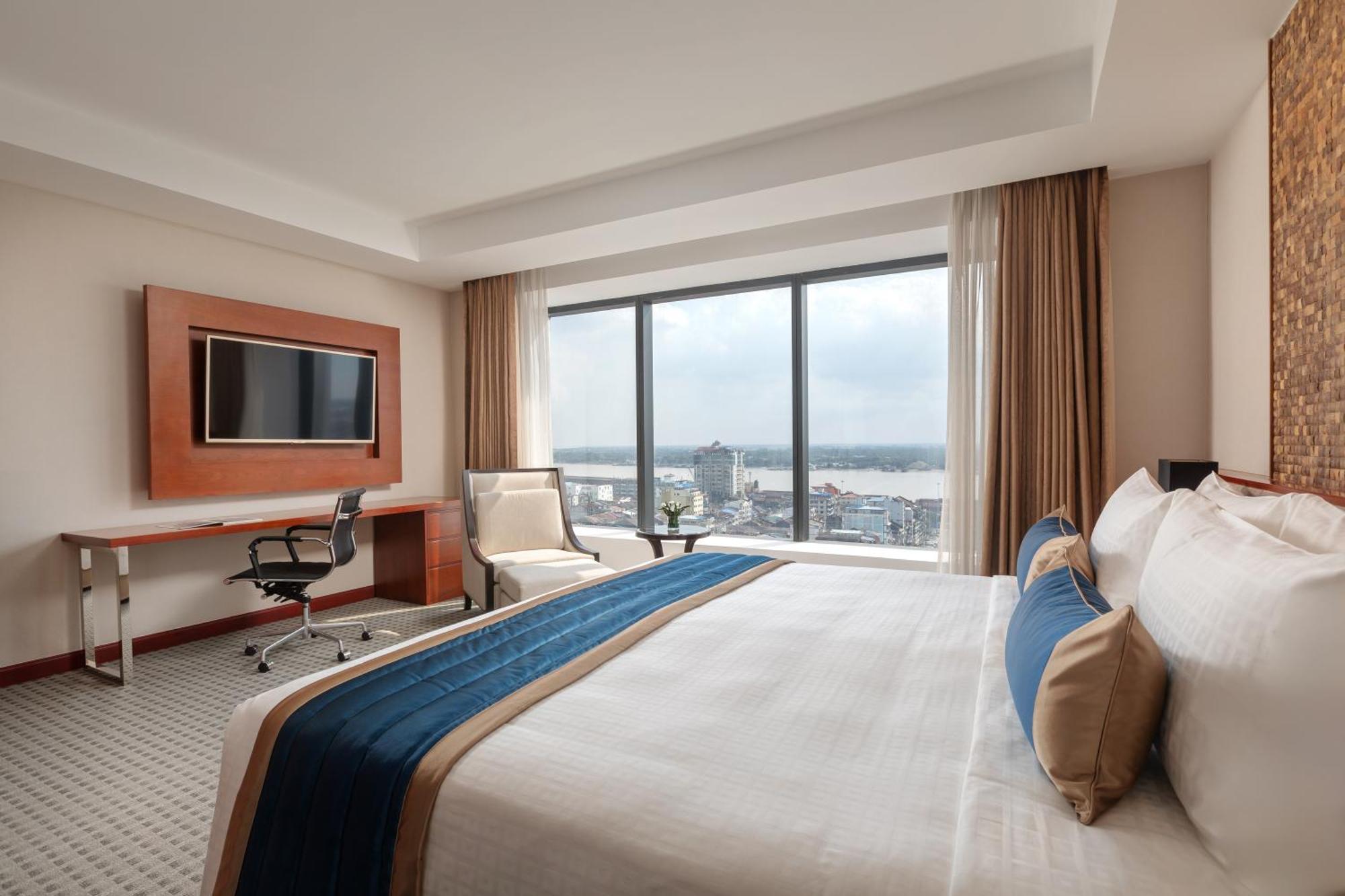 Yangon Thanlwin Hotel Екстер'єр фото