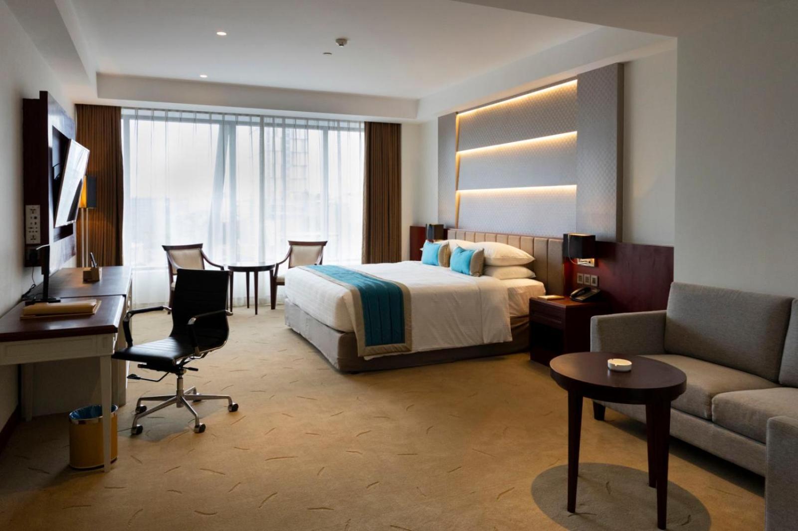 Yangon Thanlwin Hotel Екстер'єр фото