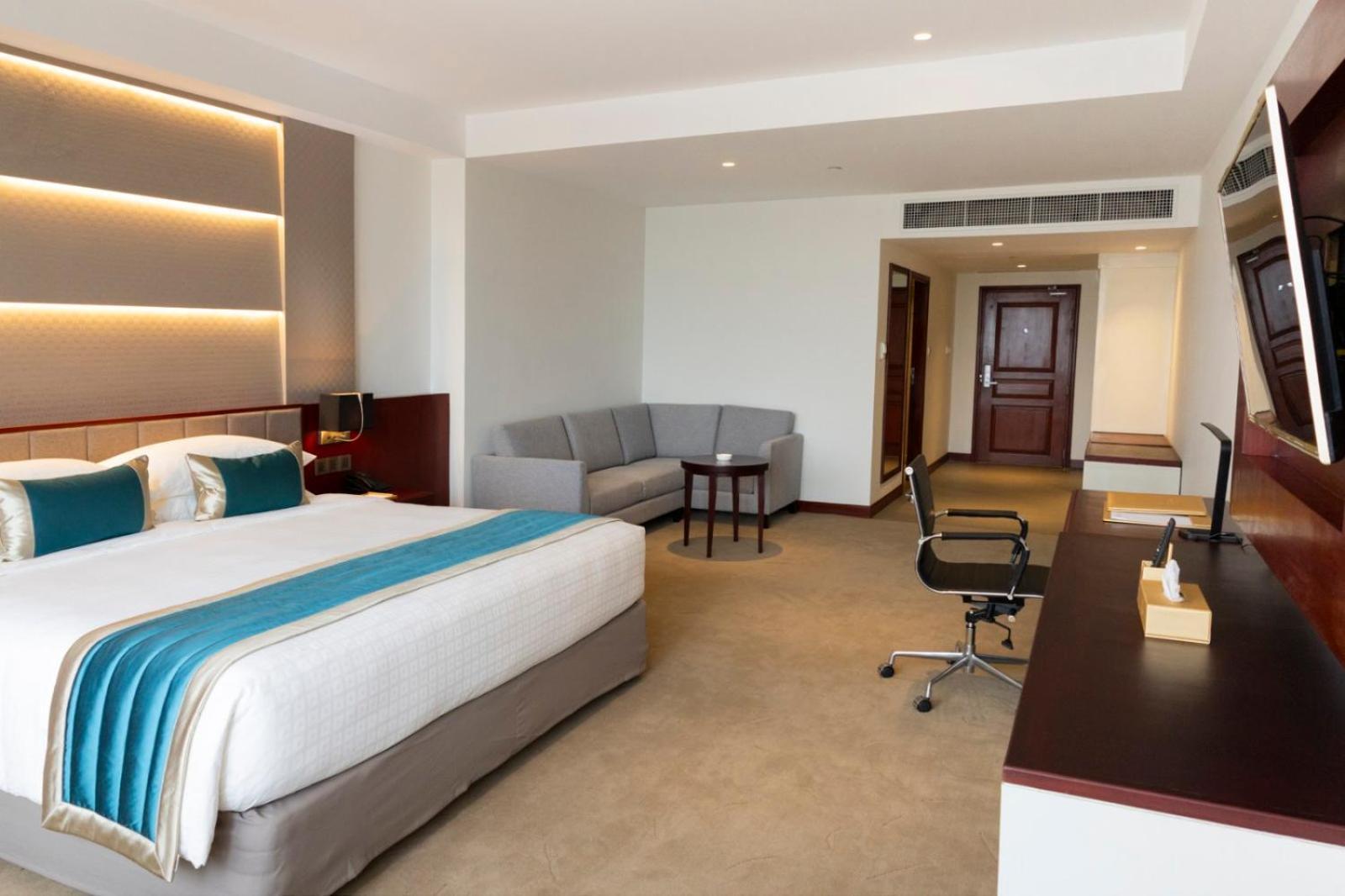 Yangon Thanlwin Hotel Екстер'єр фото
