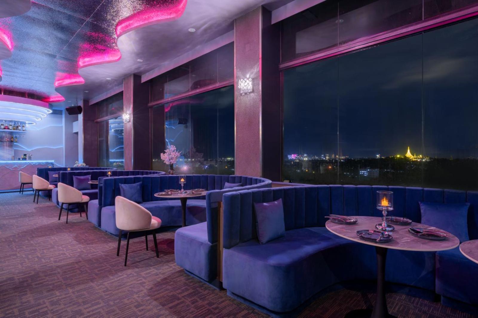 Yangon Thanlwin Hotel Екстер'єр фото